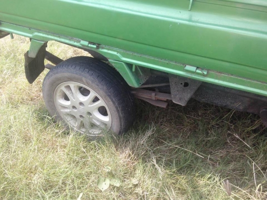 **ขายแล้วครับขอบคุณ Truck2hand ขาย MINI TRUCK SUZUKI CARRY AUTO เครื่องเบนซิน3สูบ ระบบ หัวฉีด เครื่องดี แน่นดี แรง เกียร์ดีไม่หลุด ช่วงล่างเดิมคัสซีสวยไม่ปะไม่ดาม กระบะแบบเปิดข้าง3ด้านสภาพดี พื้นดีลอนยังสวย ข้างดีไม่ผุ หัวเก๋งสวยเดิมภายในดีคอนโซลโอเค พ.ธร