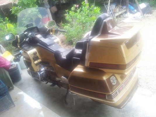 ธารนนทบุรี//ขาย honda goldwing 1500 สวยๆเดิมๆ อินวอยท์ สรรพสารมิตร