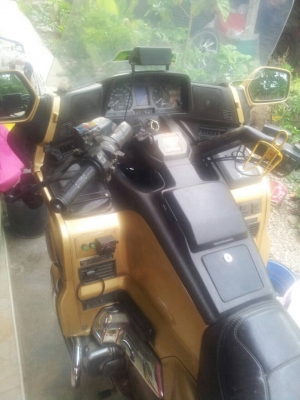 ธารนนทบุรี//ขาย honda goldwing 1500 สวยๆเดิมๆ อินวอยท์ สรรพสารมิตร
