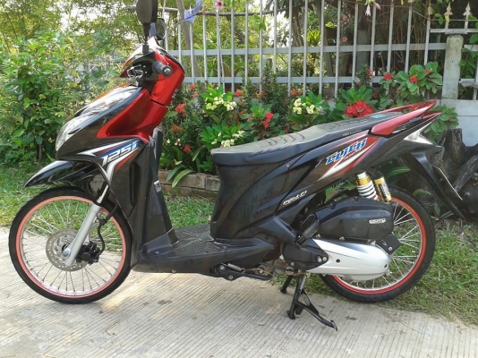 คลิก 125i รถสวยเดิมเครื่องดี มือสองเหมือนใหม่ 34500 บาท คลิก 125i รถสวยเดิมเครื่องดี มือสองเหมือนใหม่ 34500 บาท