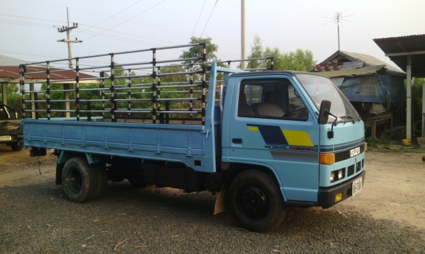 รถหกล้อ  ISUZU  110  แรง  เกียร์ยาว   เครื่องดี  ครัชชีสวย   พร้อมใช้งาน