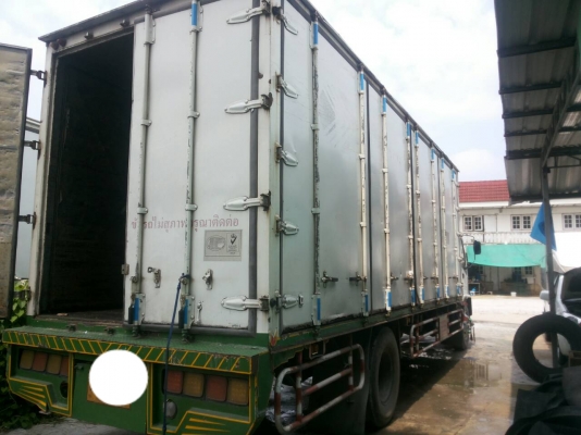 รถบรรทุก ISUZU 6 ล้อใหญ่ ตู้ 10 บาน ปี 2548 ราคา 980,000 บ.