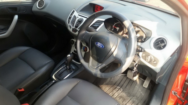 FORD FIESTA 1.6 5 ประตู ปี 2011 มือเดียวออกห้าง เช็คศูนย์ตลอด รถบ้านใช้เอง แก็ส LPG หัวฉีดถังโดนัท ยางใหม่ ล้อ MAX สวยๆ รถสวยจัดๆ ไม่มีชนหนัก 100 \% เครื่อง ช่วงล่างสภาพสมบูรณ์ ภายในสะอาด สีสวย รถพร้อมใช้งาน จัดไฟแนนได้ FORD FIESTA 1.6 5 ประตู ปี 2011 มือเดียวออกห้าง เช็คศูนย์ตลอด รถบ้านใช้เอง แก็ส LPG หัวฉีดถังโดนัท ยางใหม่ ล้อ MAX สวยๆ รถสวยจัดๆ ไม่มีชนหนัก 100 \% เครื่อง ช่วงล่างสภาพสมบูรณ์ ภายในสะอาด สีสวย รถพร้อมใช้งาน จัดไฟแนนได้
