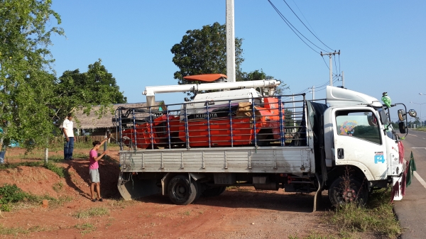 ขอบคุณหนุ่มใจดีเมืองโคราชครับ รถเกี่ยวข้าวคูโบต้า DC 68G อุ้ม รุ่นสุดท้าย ทะเบียนพร้อมโอน