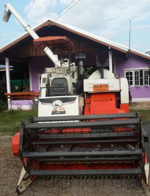 ขอบคุณหนุ่มใจดีเมืองโคราชครับ รถเกี่ยวข้าวคูโบต้า DC 68G อุ้ม รุ่นสุดท้าย ทะเบียนพร้อมโอน