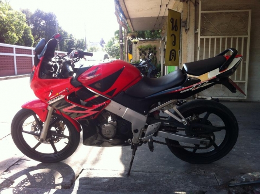 ขออนุญาติขาย Honda Cbr150R เดิมๆโอนให้ฟรีครับ ขออนุญาติขาย Honda Cbr150R เดิมๆโอนให้ฟรีครับ