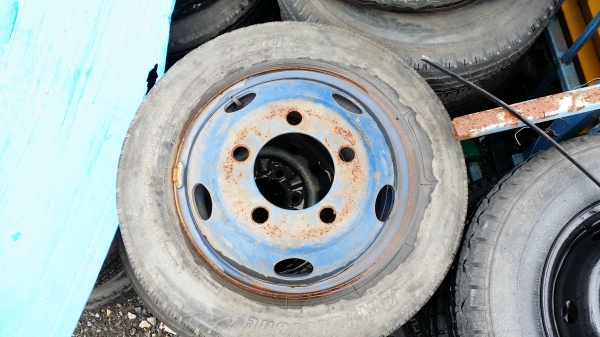 ขายล้อขอบ16ไม่มีคิ้วละมี100ใบๆละ600