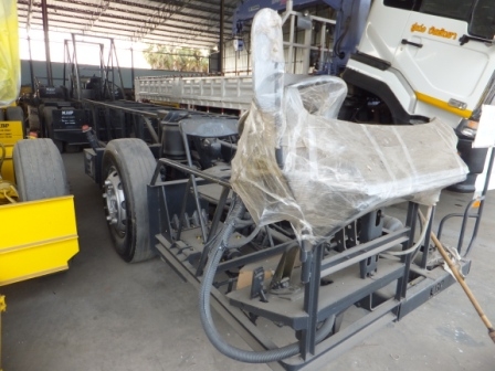 แชชสซิส รถบัส 10 ล้อ สแกนเนีย เครื่อง k124