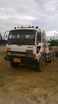 สิบล้อหัวลาก MITSUBISHI 220 แรง รถปี 38