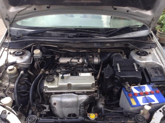 ขายครับ MITSUMISHI LANCER CEDIA ปี 2002 เกียร ธรรมดา น้ำมัน แก๊ส ใช้ได้สองระบบอย่างสมบูร เครื่องดี แอรเยน สีพอได้ ภายใน พอได้ ช่วงล่างได้ ไฟฟ้าใช้ได้หมด วิ่งไกล สบาย พร้อมใช้ 99000 ราคาไม่ถึงแสน 085-359-4089 กอล์ฟครับ ดูรถสายไหม วงศกร