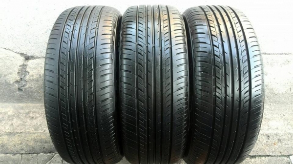 ขายยาง Deestone 195-55-15 ปี12 ดอกสวยจัด ไม่ปะ ไม่บวม ไม่ร้าว ไม่กินข้าง 3เส้น 3,000 บาท