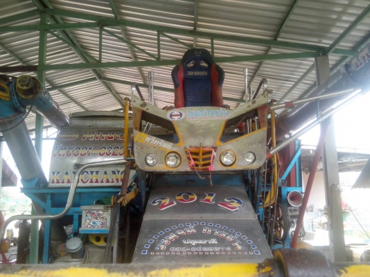 วรพจน์การช่างปี2012เกี่ยวนาปีไม่เกี่ยวปัง ป้ายแดงโรงงาน สวย