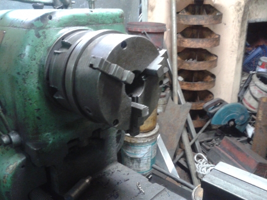 ขายเครื่องกลึงอังกฤษ  1500 mm