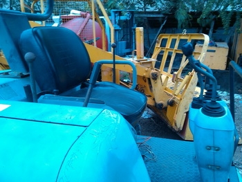 ขาย - รถขุด แบคโฮ KOMATSU PC 10-7 มือสองญี่ปุ่น ใบมีดดันปรับได้ 4 ทิศทาง แทรคเหล็กหุ้มยาง พร้อมใช้งาน