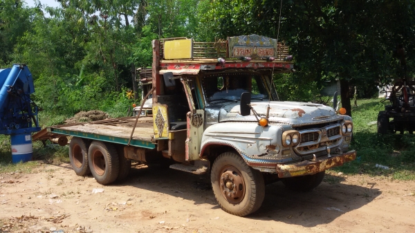 ขาย10 ล้อเทรนเลอร์1เพลา บรรทุกรถเกี่ยว&amp;แบคโคร สภาพดีพร้อมใช้งา