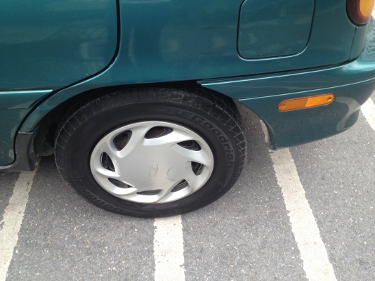 ขายฟอร์ด สภาพใหม่เกินปี รักษาสุดๆ สภาพ 1 ใน 100 จริงๆ ขาย 79,000 บาท ติดต่อคุณเอ๋ 097-2386090,092-6356419