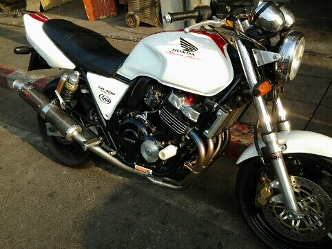 ขาย sf 400 ปี98 เวอร์ชั่น S แท้ สภาพนี้ผมว่าไม่อีกแล้วครับ