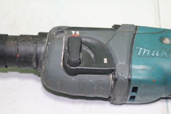 สว่านระบบโรตารี่ยี่ห้อmakita รุ่นhr 2230 ทำงานได้2ระบบพร้อมใช้งานครับ สว่านระบบโรตารี่ยี่ห้อmakita รุ่นhr 2230 ทำงานได้2ระบบพร้อมใช้งานครับ