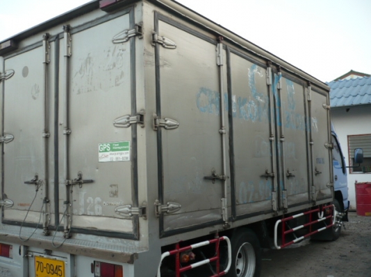 ขาย ISUZU 6 ล้อ NPR71PY52 130 แรง ปี 47 ยาว 5 เมตร ตู้ 10 บาน รถห้าง ด่วน!