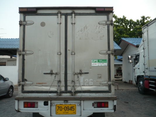ขาย ISUZU 6 ล้อ NPR71PY52 130 แรง ปี 47 ยาว 5 เมตร ตู้ 10 บาน รถห้าง ด่วน!