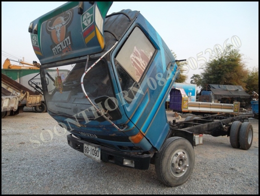 ขายด่วน รถบรรทุก 6 ล้อ ISUZU NPR 115 แรง รถห้างแท้ หัวคัซซี  สภาพเดิมๆ พร้อมใช้งาน ราคาสุดคุ้ม