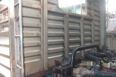 ฝากขาย รถ HINO   6 ล้อ กะบะแสตนเลส ขอขอบคุณพี่เสือและทีมงาน TRuCK2HANDและคุณ ธนบดิน หจก.การน้ำเเข็งท่าตะโก