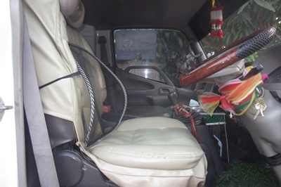 ฝากขาย รถ HINO   6 ล้อ กะบะแสตนเลส ขอขอบคุณพี่เสือและทีมงาน TRuCK2HANDและคุณ ธนบดิน หจก.การน้ำเเข็งท่าตะโก