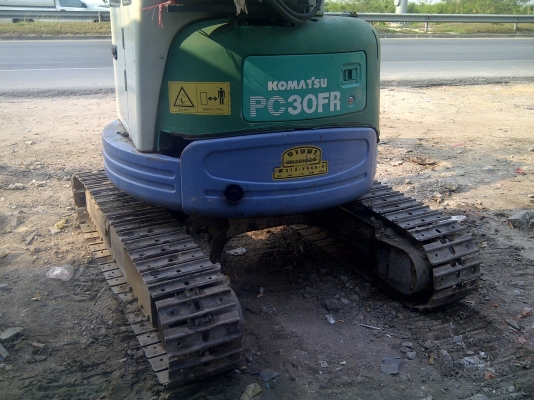 ขาย KOMATSU PC 30-FR-2เทียบเท่ารุ่น 8 ขาย KOMATSU PC 30-FR-2เทียบเท่ารุ่น 8