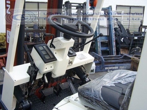 ขาย รถโฟล์คลิฟท์ NISSAN รุ่น EH01A15U ขาย รถโฟล์คลิฟท์ NISSAN รุ่น EH01A15U