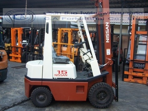 ขาย รถโฟล์คลิฟท์ NISSAN รุ่น  EH01A15U