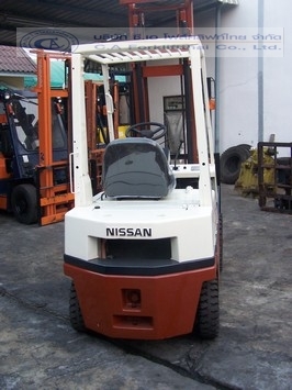 ขาย รถโฟล์คลิฟท์ NISSAN รุ่น  EH01A15U