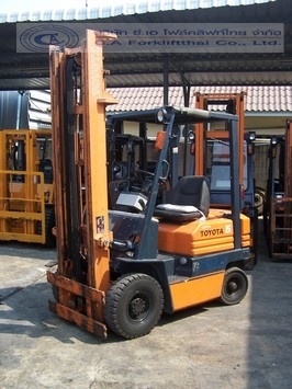 ขายรถ โฟล์คลิฟท์ TOYOTA รุ่น 5-FG15 ขายรถ โฟล์คลิฟท์ TOYOTA รุ่น 5-FG15