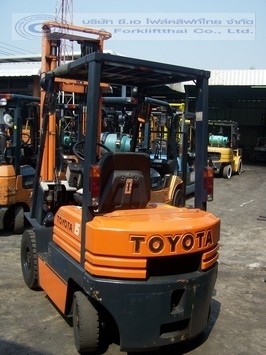 ขายรถ โฟล์คลิฟท์ TOYOTA รุ่น 5-FG15 ขายรถ โฟล์คลิฟท์ TOYOTA รุ่น 5-FG15