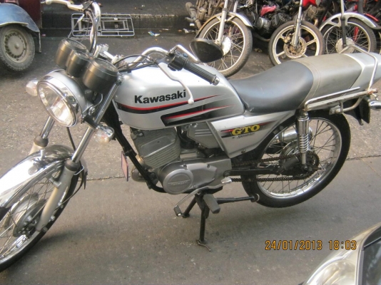 เปิดจองก่อน ได้ก่อน ขายรถจีทีโอ125 ปี49 สีเทาสภาพสวยมีตะแกรงหลังใหญ่ มีเล่มมีชุดโอนภาษีไม่ขาด