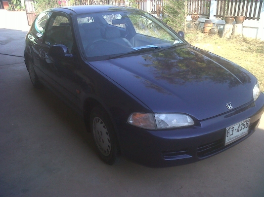 ขายรถเก๋งยอดนิยมแต่งสวยขับก็ประหยัดติดแก๊สLPGใช้2ระบบ