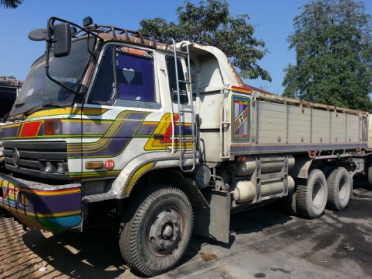 ขายด่วนชุดก๊าซ NGV 4ถังถอดลงจากNISSANรีบโทรเลย 0801515451 0811838154