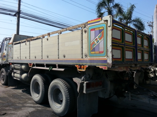 ขายด่วนชุดก๊าซ NGV 4ถังถอดลงจากNISSANรีบโทรเลย 0801515451 0811838154