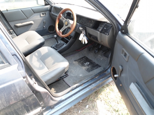 ขายรถเก๋ง ยี่ห้อ RENAULT 19 (รถเก๋งสองตอน), สีน้ำเงิน, 1990 ขายรถเก๋ง ยี่ห้อ RENAULT 19 (รถเก๋งสองตอน), สีน้ำเงิน, 1990