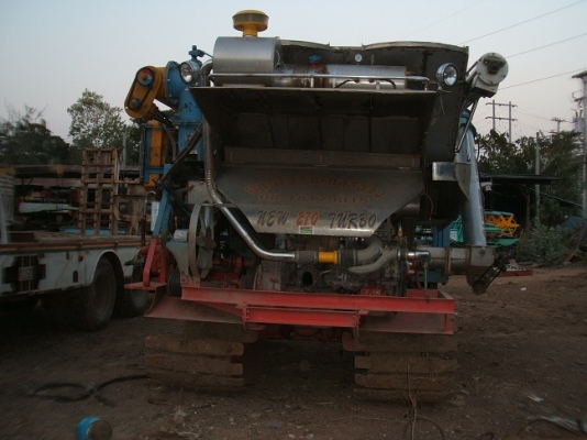 ขายด่วน รถเกี่ยวข้าว ปานเจริญ อุ้ม 2554 ปลายปี  ตัวเดิน 12HT ปั้มไดกิ้นเบอร์ 23 โซ่ D2 ยาว 47 ข้อ  เครื่องยนต์ฮีโน่ 270 แรง  J08D สภาพ 85\%  ต้องการขาย เลิกกิจการ  วันที่ซื้อ 9 ตุลาคม 2554