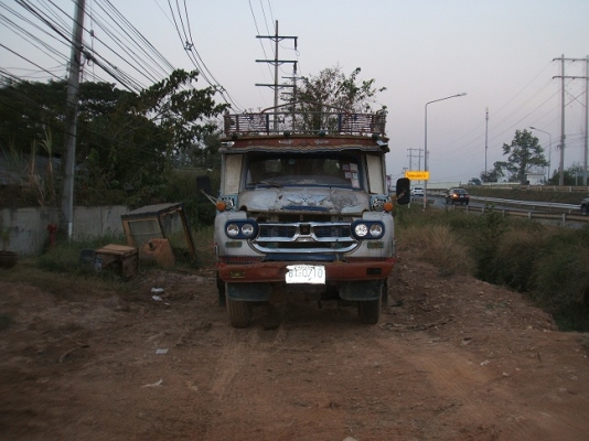 ขายด่วน รถสิบล้อหัวยาว 1 เพลา เทลเลอร์บรรทุกรถเกี่ยว เครื่องยนต์ 6BD  165 แรงม้า คัชซีดี เครื่องดี มี 2 คัน