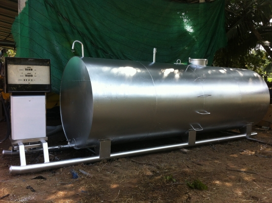 ขายถังน้ำมัน 9000 ลิตร สภาพใหม่ พร้อม หัวจ่าย ลดราคาแล้ว 75000 ขายถังน้ำมัน 9000 ลิตร สภาพใหม่ พร้อม หัวจ่าย ลดราคาแล้ว 75000