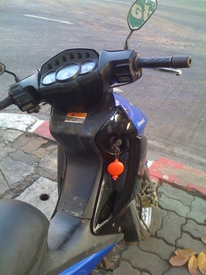 zx 130 เครื่องดี สตาร์ทมือมีเล่มโอนได้ครับสภาพตามรูป 9,500