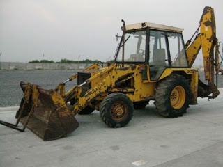 รถหน้าตักหลังขุดมือสอง Backhoe นำเข้าจากญี่ปุ่น