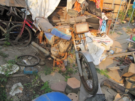 ต้องการขายมอไซค์เก่าคาวาจีทีโอสภาพตามรูป