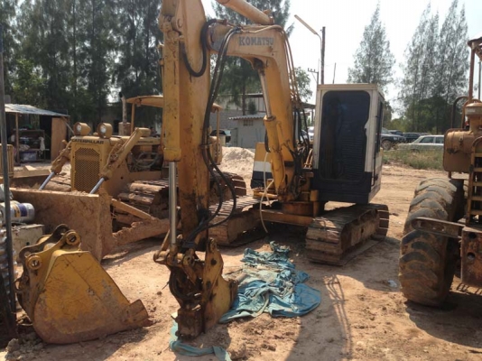 Komatsu PC60-3 U บุ้งกี๋+หัวเจาะ พร้อมทำงานได้เลย Komatsu PC60-3 U บุ้งกี๋+หัวเจาะ พร้อมทำงานได้เลย