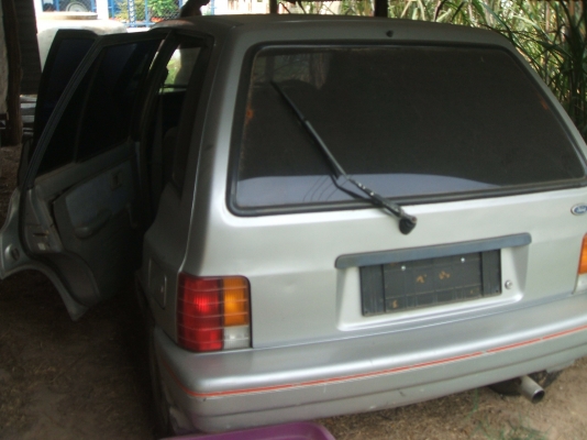 ขายรถเก่ง ford 5 ประตู เอกสารครบพร้อมโอน ขายรถเก่ง ford 5 ประตู เอกสารครบพร้อมโอน