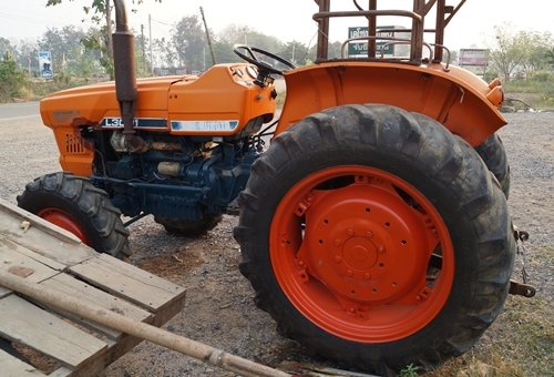 ขายรถไถ KUBOTA L3001 ระบบ 4 WD เครื่องแน่น แรงดี พร้อมใช้
