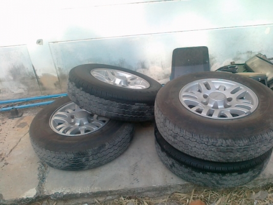 ขายอะหลั่ยรถกระบะหลายชิ้นตามรูปล้อแม็กอิซูซุดราก้อนอาย แม็กไลน์เนอร์มังกรทองกันชนหลังมังกรทองโลบาร์  กันชนข้างๆสแตนเลสของไมตี้เอ็กกันชนหลังสำหรับไว้ลากจูงรถกระบะใส่ได้เกือบทุกรุ่นรายละเอียดโทมาครับ