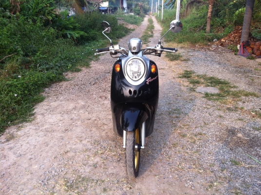 ต้องการขาย YAMAHA FINO สีดำ-ขาว ปี 2006