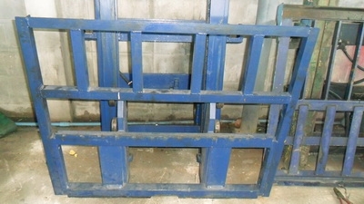 ขายเสาFORKLIFTสูง5เมตรพร้อมแผงงาใส่รถยกขนาด1.5ตัน-2ตันราคา50000บาทต่อลองได้